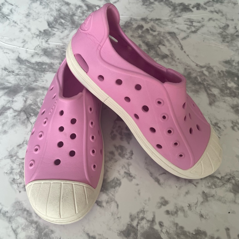 CROCS - Pink Shoes Size  J1.